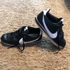 Women’s Classic Nike Cortez Leather Sneakers
